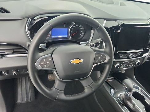 Used 2023 Chevrolet Traverse LT FWD image 18