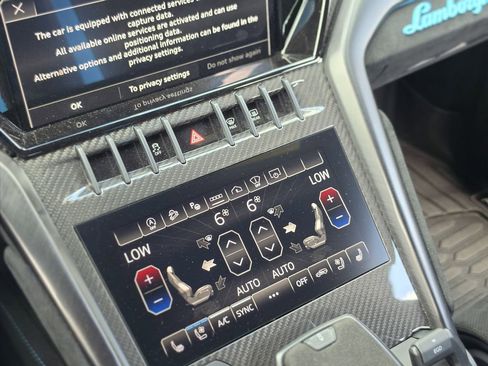 Used 2024 Lamborghini Urus Performante image 27