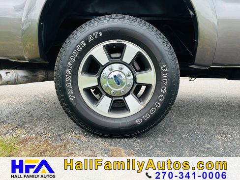 Used 2014 Ford F250 Lariat w/ Lariat Interior Package image 35