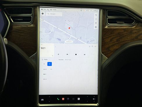 Used 2018 Tesla Model S 75D AWD/4WD image 32