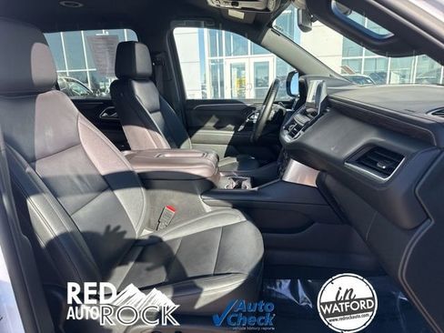 Used 2024 Chevrolet Suburban LT image 20