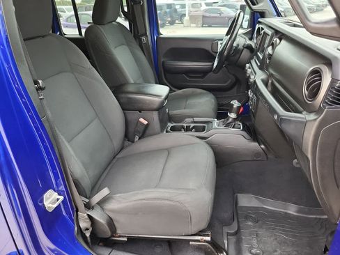 Used 2019 Jeep Wrangler Unlimited Sport S AWD/4WD image 22