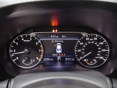 Used 2024 Nissan Altima 2.5 SV AWD/4WD image 39