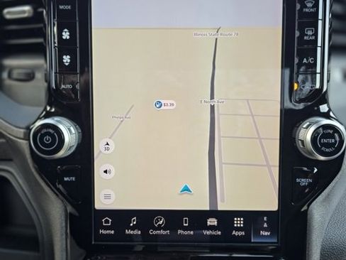 Used 2025 RAM 3500 Tradesman image 12