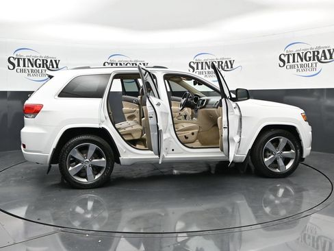Used 2015 Jeep Grand Cherokee Overland RWD image 36