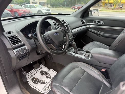 Used 2017 Ford Explorer Sport w/ Equipment Group 401A AWD/4WD image 12