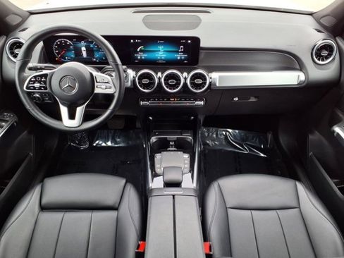 Certified 2022 Mercedes-Benz GLB 250 image 4