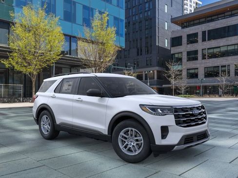 New 2026 Ford Explorer Active AWD/4WD image 7