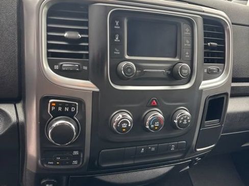 Used 2022 RAM 1500 Warlock w/ Technology Package I AWD/4WD image 13