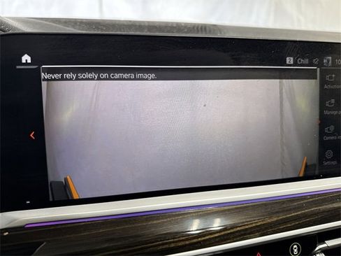 Used 2021 BMW X7 xDrive40i w/ Executive Package image 21