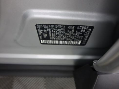 Used 2021 Nissan Rogue SL AWD/4WD image 37