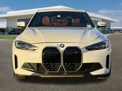 Certified 2023 BMW i4 eDrive35 w/ Premium Package image 3