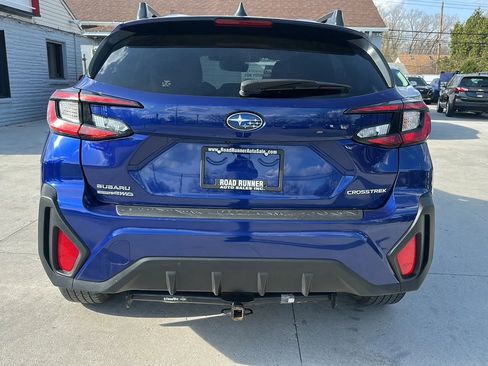 Used 2024 Subaru Crosstrek 2.0i Premium AWD/4WD image 6