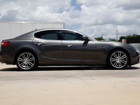 Used 2016 Maserati Ghibli S Q4 AWD/4WD image 13
