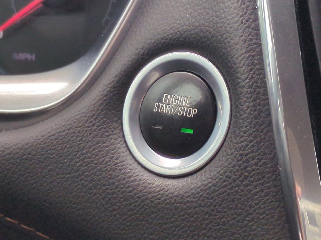 Used 2020 Chevrolet Traverse LS FWD image 34