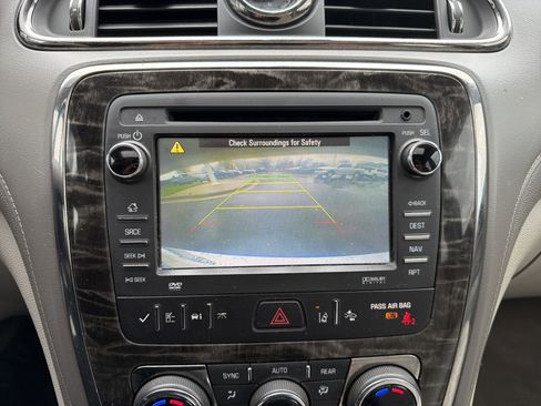 Used 2014 Buick Enclave Premium w/ Trailering Provision Package image 24