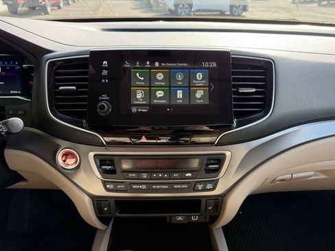 Used 2020 Honda Pilot EX image 23