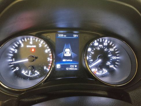 Used 2019 Nissan Rogue S image 23