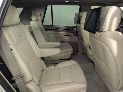 Used 2023 Cadillac Escalade Sport Platinum image 21