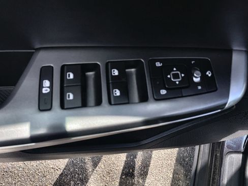 Certified 2024 Kia EV6 Light image 18