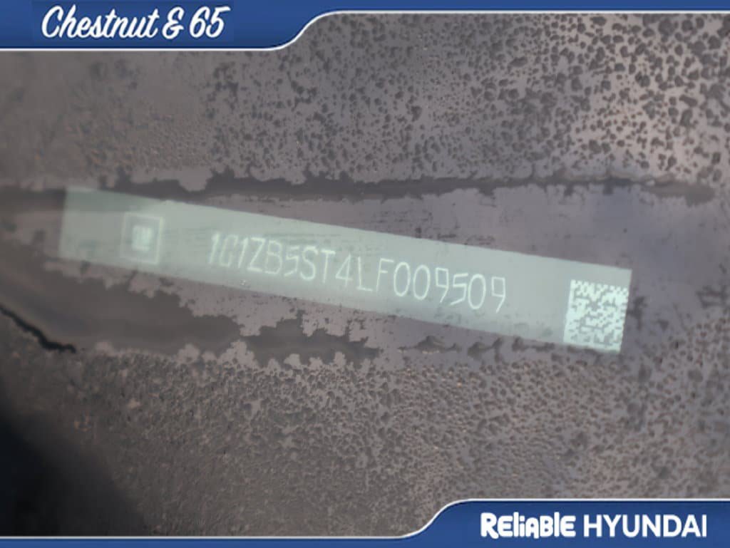 Used 2020 Chevrolet Malibu LS FWD image 25