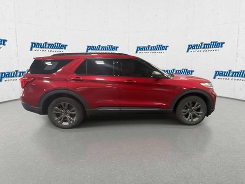 Certified 2021 Ford Explorer XLT w/ Equipment Group 202A AWD/4WD image 12