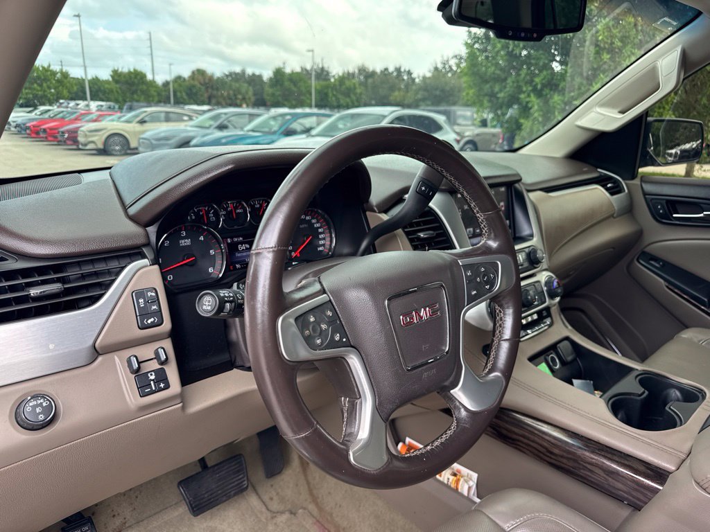 Used 2016 GMC Yukon SLT w/ HD Trailering Package RWD image 9