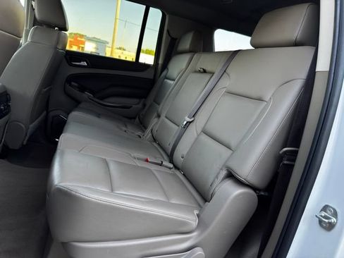 Used 2019 Chevrolet Suburban LT AWD/4WD image 9
