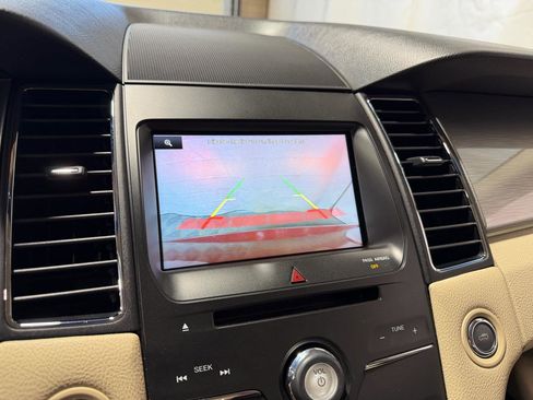 Used 2015 Ford Taurus SEL w/ Equipment Group 201A image 30