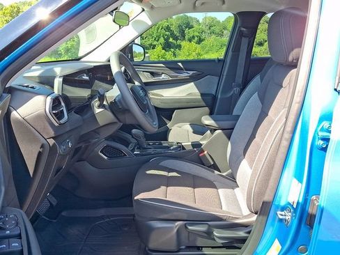 Used 2026 Chevrolet TrailBlazer LT w/ Midnight Edition FWD image 11