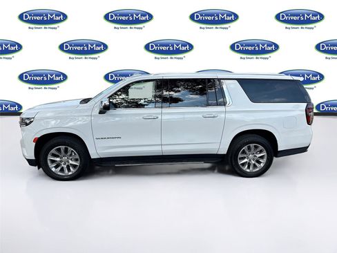 Used 2023 Chevrolet Suburban Premier image 4