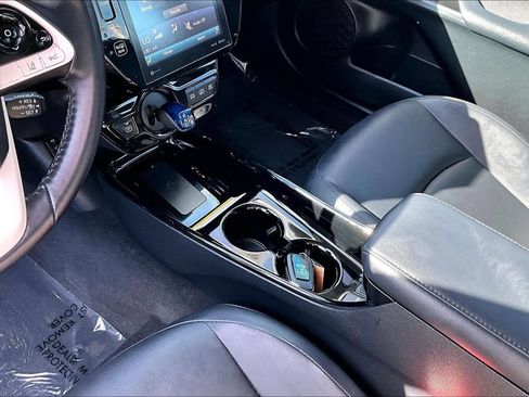 Used 2019 Toyota Prius Prime Premium FWD image 10