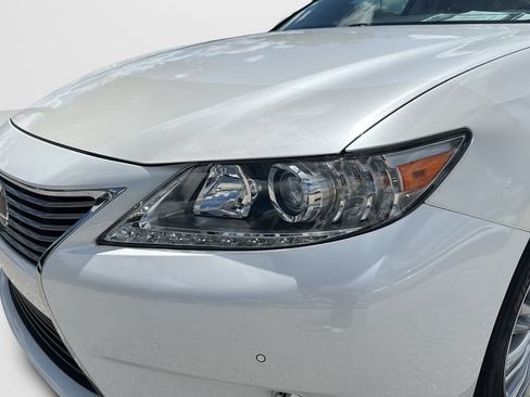 Used 2015 Lexus ES 350 w/ Luxury Package FWD image 41