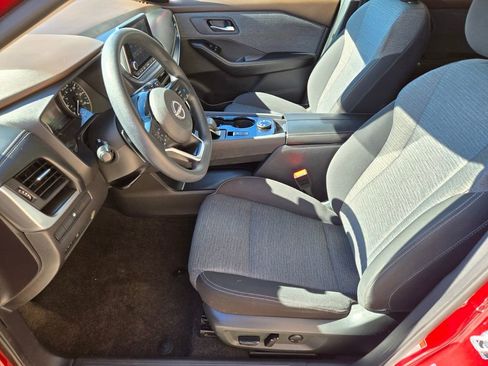 Used 2023 Nissan Rogue SV AWD/4WD image 12