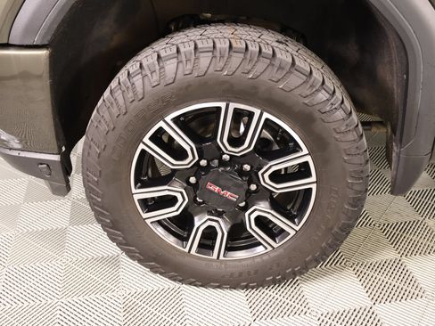 Used 2022 GMC Sierra 2500 AT4 w/ AT4 Preferred Package AWD/4WD image 19