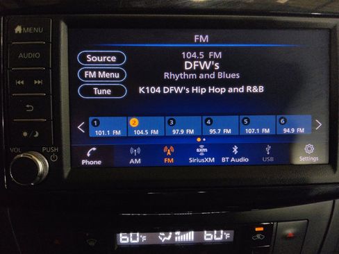 Used 2019 Nissan Sentra SV FWD image 25