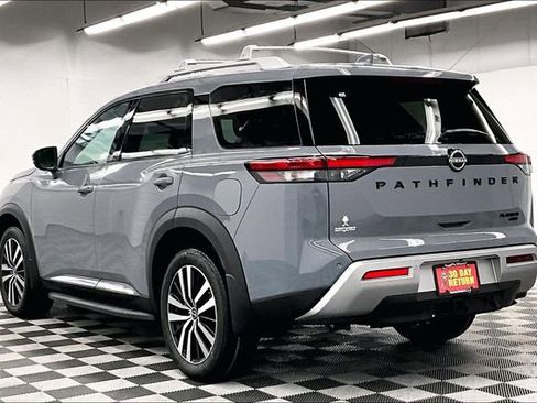 New 2025 Nissan Pathfinder Platinum w/ Lighting Package (N93) image 4