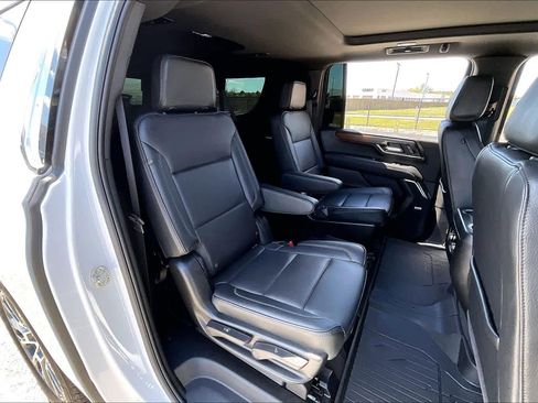 Used 2026 GMC Yukon XL Denali w/ Sun & Power Step Package RWD image 21