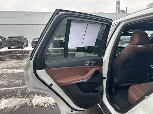 Used 2019 BMW X5 xDrive40i w/ Convenience Package image 13