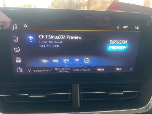 Used 2024 Chevrolet Trax ACTIV w/ Sunroof Package image 56