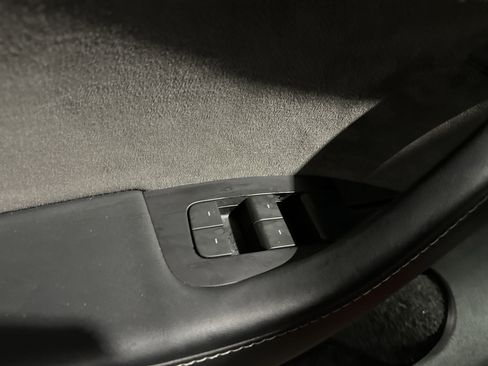 Used 2023 Tesla Model Y Long Range image 15