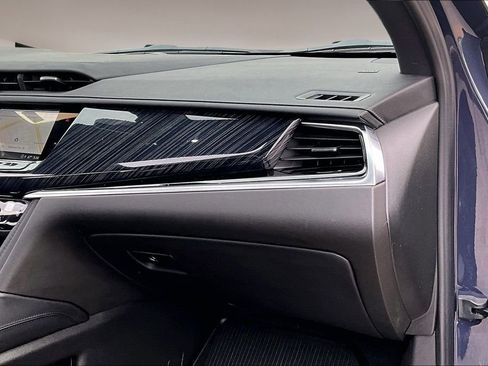 Certified 2024 Cadillac XT6 Premium Luxury w/ Technology Package image 16