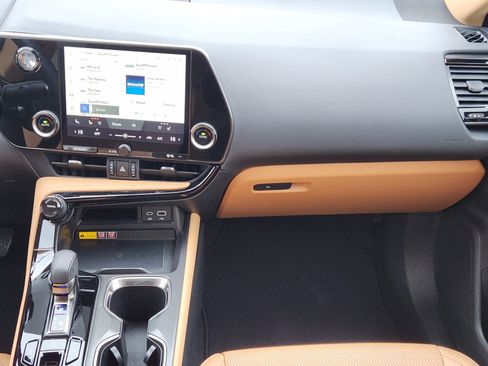 Certified 2025 Lexus NX 250 FWD w/ Premium Package image 34