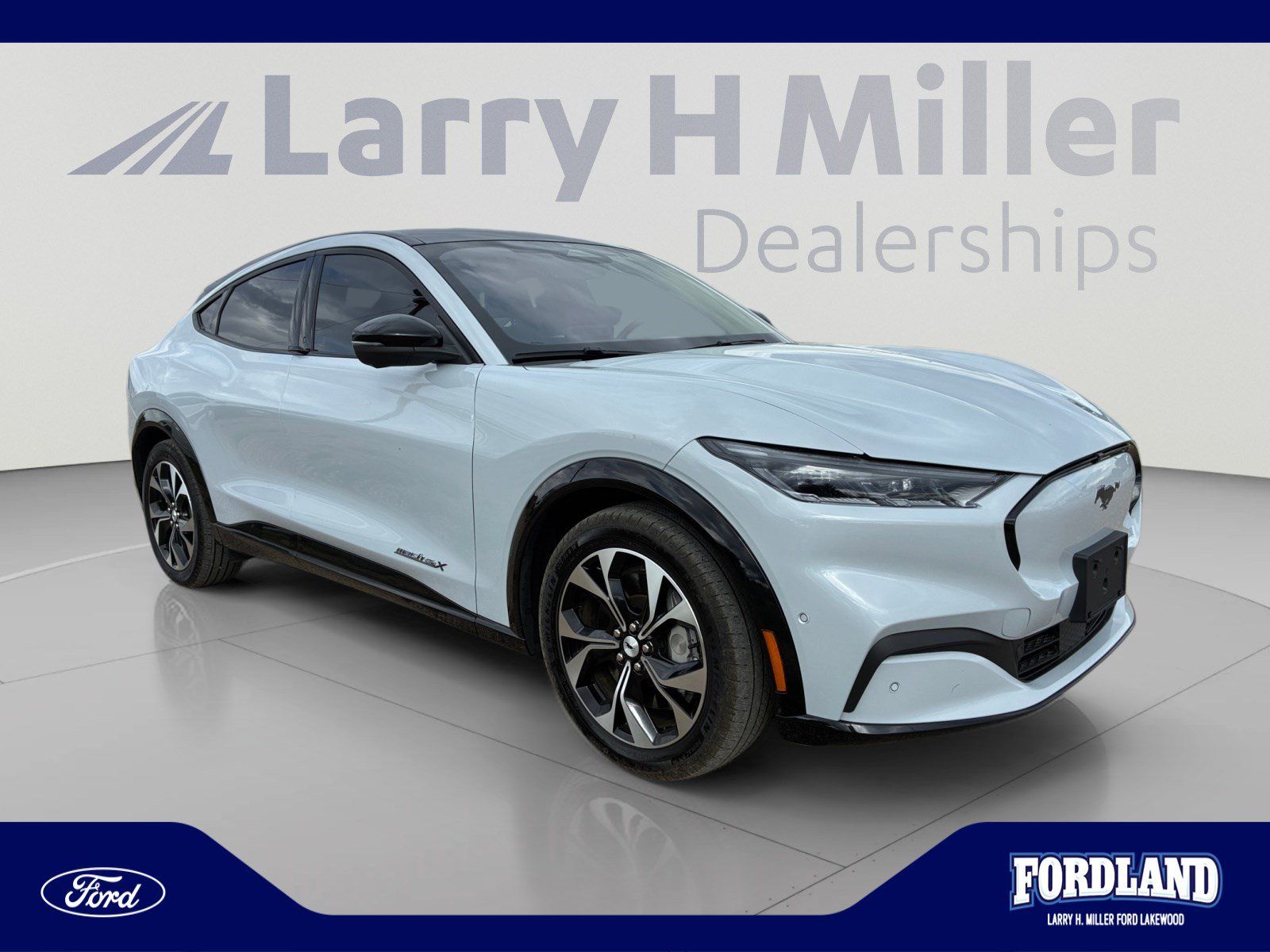 Used 2023 Ford Mustang Mach-E Premium AWD/4WD image 7