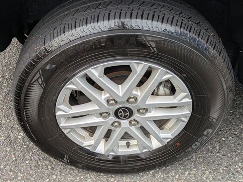 Used 2022 Toyota Tundra SR5 image 27