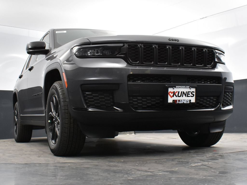 Used 2025 Jeep Grand Cherokee L Altitude AWD/4WD image 51