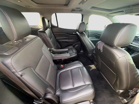 Used 2019 GMC Acadia SLT image 28