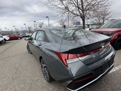Used 2025 Hyundai Elantra SEL