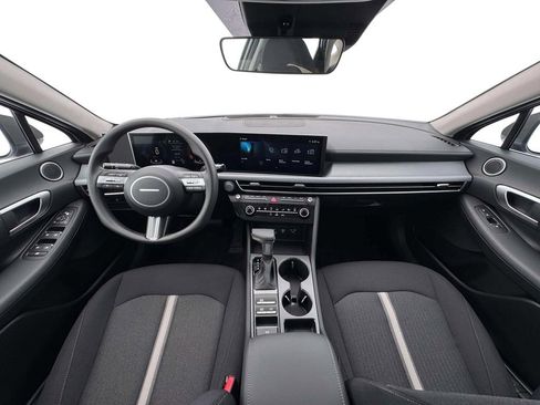 New 2026 Hyundai Sonata SE FWD image 13
