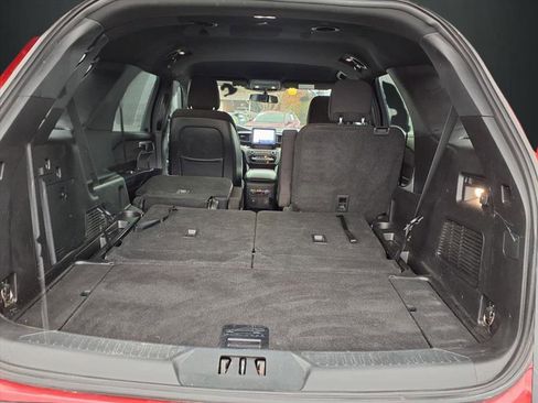 Used 2020 Ford Explorer XLT w/ Comfort Package image 25